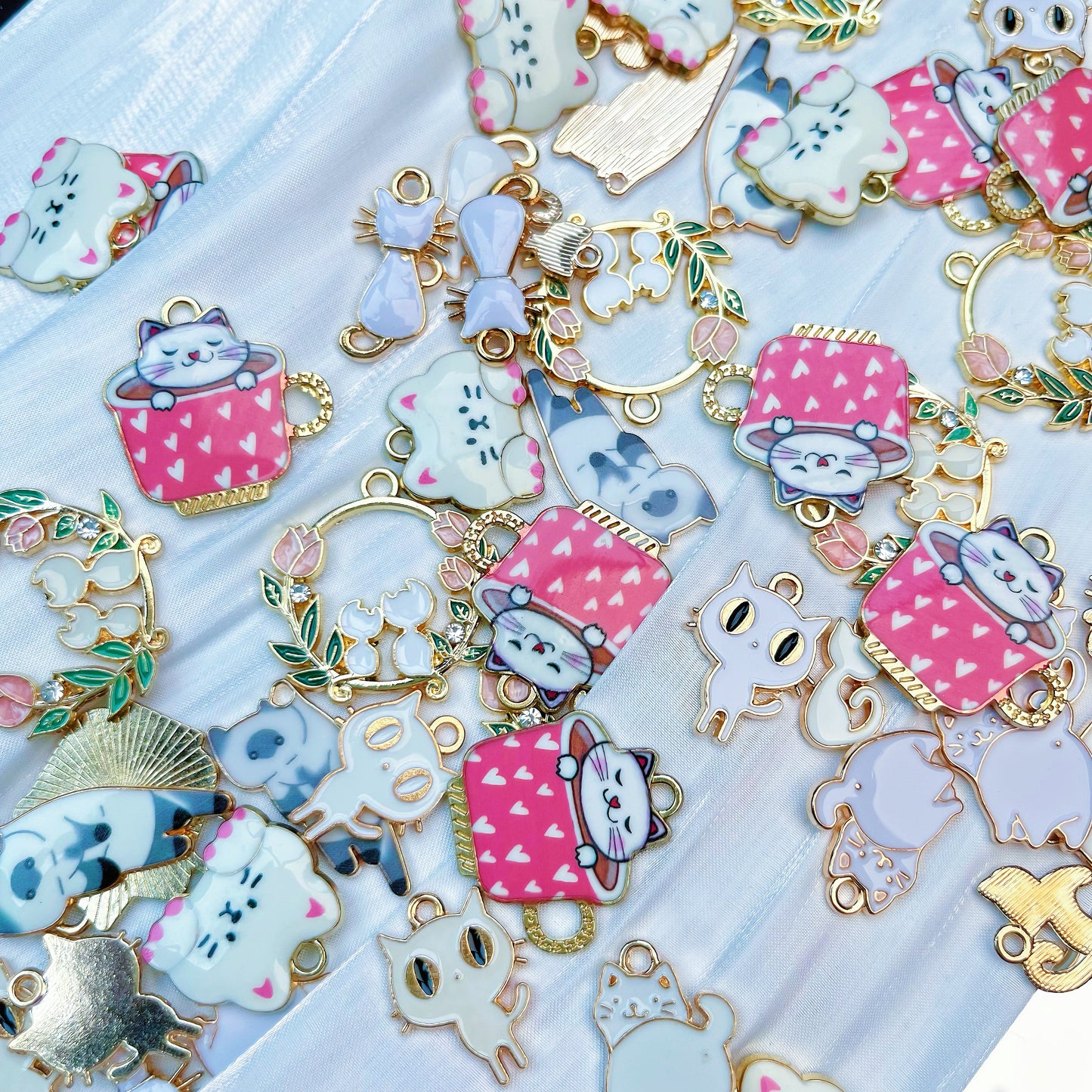 Kitty Charms Mix